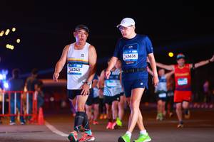 BIB: 907, 0777
                            <button type="button" onclick="openModal(22996572)" class="btn btn-primary btn-sm float-right btn-popup" data-toggle="modal" data-target=".modal-high-quality">
                        <i class="fas fa-shopping-cart"></i> Add to Cart
                    </button>
                                            <button type="button" onclick="isThisMe(22996572, true)" class="btn btn-success btn-sm float-right btn-popup btn-isme hidden" data-toggle="tooltip" data-placement="bottom" title="นี่คือรูปของคุณใช่ไหม คลิกที่นี่เพื่อเอาเข้าอัลบั้ม">
                        <i class="fas fa-plus"></i> Add to album
                    </button>
                    <button type="button" onclick="isThisMe(22996572, false)" class="btn btn-warning btn-sm float-right btn-popup btn-isnotme hidden">
                        <i class="fas fa-ban"></i> Remove from album
                    </button>